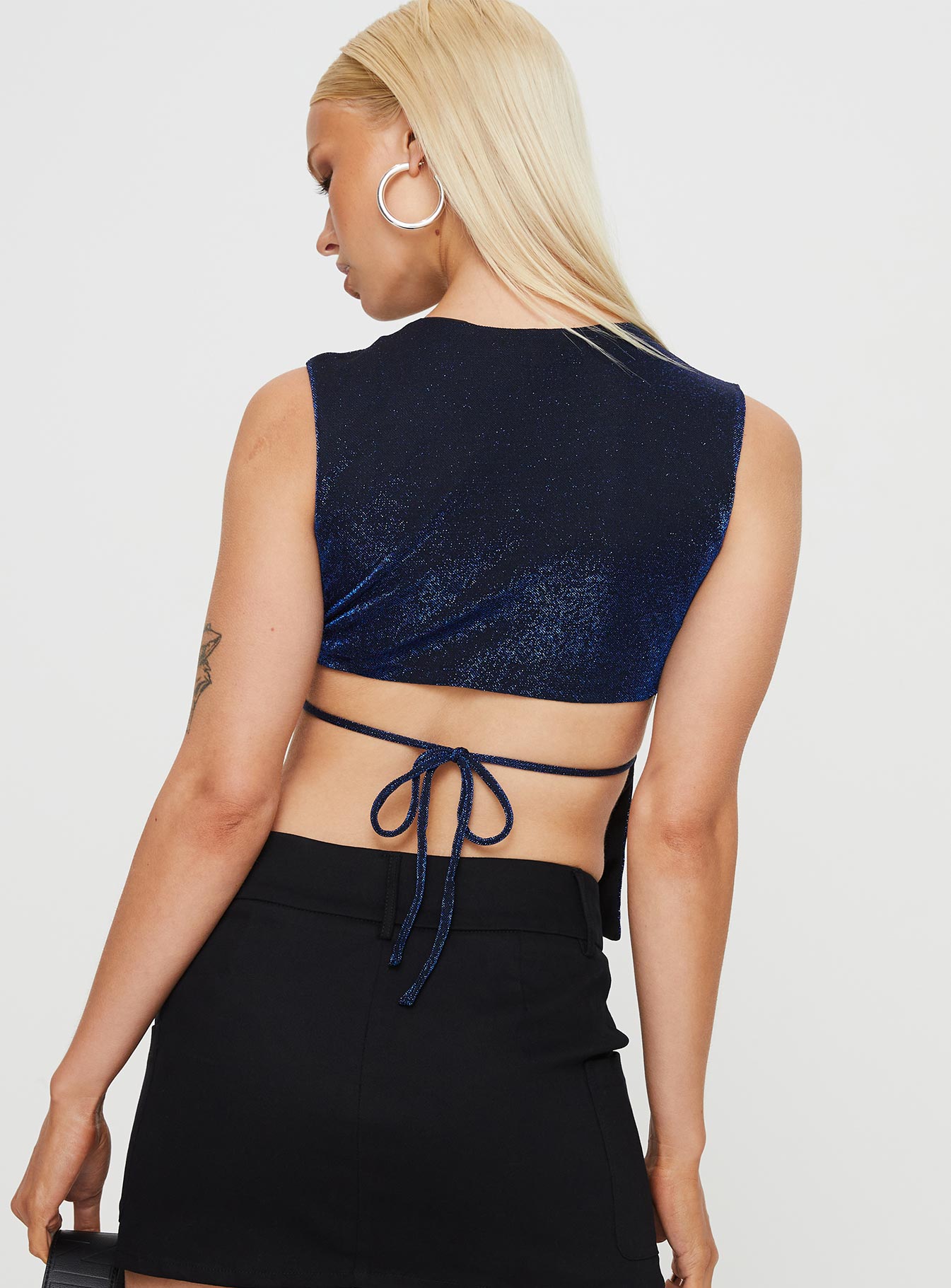 Uzo Top Navy Lower Impact